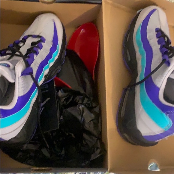 Air Max 9/11 used size 9.5 Blue / Royal / grey - Picture 3 of 4